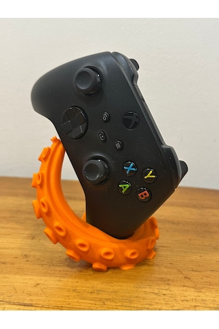 Xbox Kontrolcüsü İçin Ahtapot Temalı Stand Şık Ve Dayanıklı Turuncu