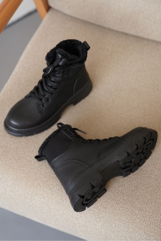 D0988 Soğuk Geçirmez Kışlık Kadın Bot & Bootie Siyah