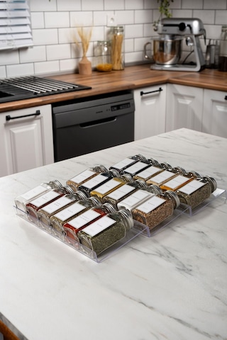 18'li Şeffaf Pleksi Standlı Cam Baharatlık Seti Kapaklı Beyaz Etiketli Baharatlık Takımı Mh02slvr18 Beyaz - Şeffaf