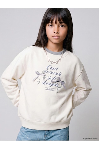 Lc Waikiki Ekru Bisiklet Yaka Nakışlı Kız Çocuk Kalın Sweatshirt Ecru