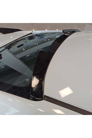 Honda Cıvıc Fc5 Cam Üstü Rs Spoiler Pıano Black