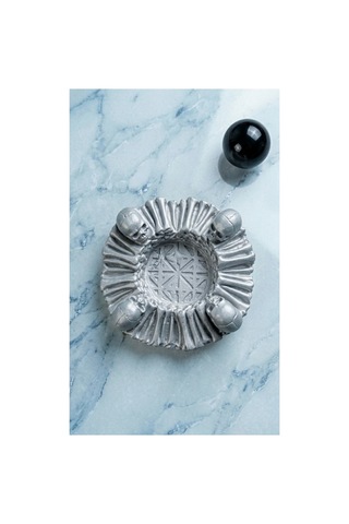Gotik Sanat Tasarım Kafatası Figürlü Sigara Küllüğü, Kül Tablası 14cm X 5cm Gümüş