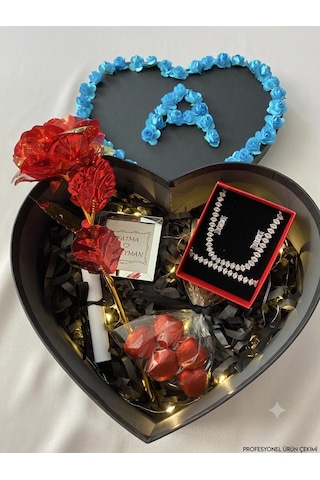 Sevgiliye Özel Romantik Hediye Kutusu, Doğum Günü Hediyesi, Anneler Günü Hediyesi, Kişiye Özel Led Işıklı Kalpli Kutu, Sonsuzluk Gülü, Takı Seti, Kalp Şeklinde Çikolata, İsim Yazılı Magnet, Özel Not Açık Mavi