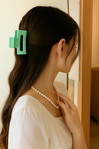 Su Yeşili Renk Televizyon Model Mandal Saç Tokası 11 Cm - Şık Ve Dayanıklı Su Yeşili