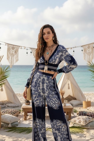 Fashion Cocktail V Yaka Hint Şal Desenli Bohem Yazlık Sahil Kadın Viskon Kollu Krop Pantolon Takım Lacivert