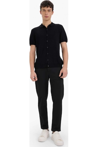 DeFacto Standart Fit Polo Yaka Kısa Kollu Siyah Triko Tişört E4603AX25SMBK27