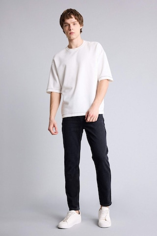 Defacto %100 Pamuk 90s Slim Fit Dar Kalıp Yüksek Bel Dar Paça Jean Pantolon D8587ax25aunm40 Siyah