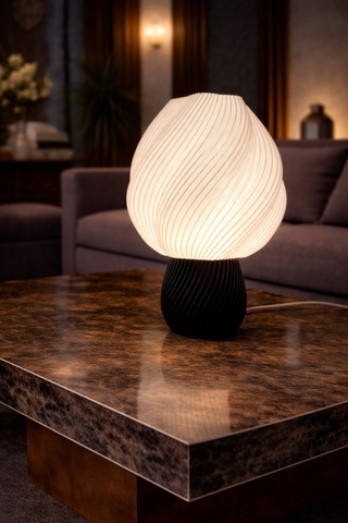 Smilo Model - Led Abajur - Masa Lambası - Usb 5v İle Çalışır - Slim Led Aydınlatması Dahildir - Dekoratif Lamba - Renk Seçenekli Çok Renkli