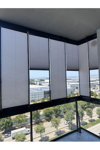 Blind-x Koyu Gri Plise Katlanır Cam Balkon Perdesi, Ofis Perdesi, Mutfak Perdesi, Salon Perdesi