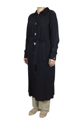 Kadın Önü Çıtçıtlı Beli Kuşaklı Tunik Siyah