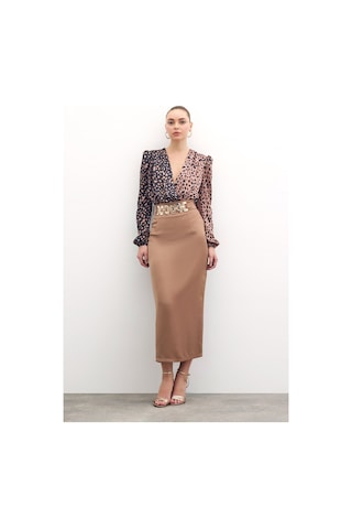 Sateen Gold Aksesuarlı Uzun Etek - Vizon-135889 Vizon
