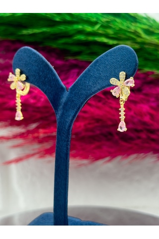 925 Ayar Gümüş Damla Modeli Sallantılı Gold Renk Popüler Kadın Küpe Gümüş