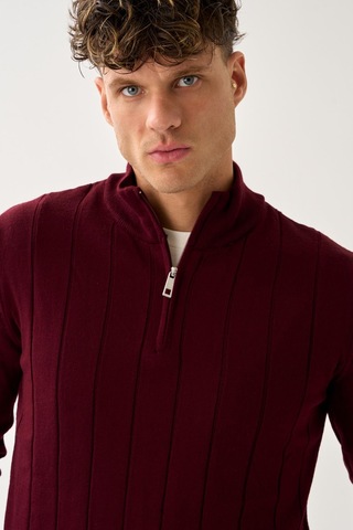 Dikey Dokuma Desenli Fermuarlı Triko Kazak Bordo