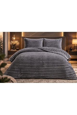 Eternity Lux Wellsoft Peluş Yatak Örtüsü Takımı Çizgili Kabartmalı Ultra Yumuşak 230x250 Gri Eternity Lux Wellsoft Peluş Yatak Örtüsü Takımı Çizgili Kabartmalı Ultra Yumuşak 230x250 Gri