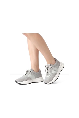 Kadın Gri Bağcıklı Kalın Tabanlı Süet Deri Sneaker
