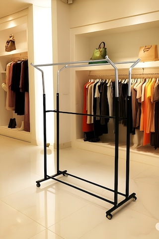 V Ayarlı 125 Cm En Çelik Konfeksiyon Elbise Askılık Tekerli Portatif Raf Home Hanger Siyah