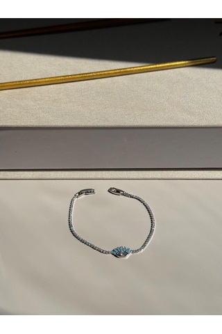 Göz Figürlü Mavi Taşlı Gümüş Renk Çelik Bileklik Nazar Detaylı Kadın Takı Gümüş