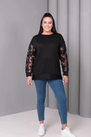 Kolları Tül Çiçek Aplikeli Bluz Siyah