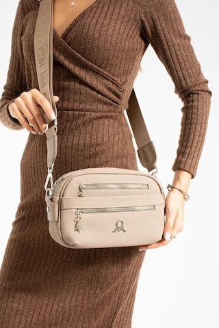 Baginn Kadın Postacı Çanta 23 18 Cm Çapraz Askılı Suni Deri Omuz Çantası Mega Bag Günlük Kullanıma Uygun Vizon