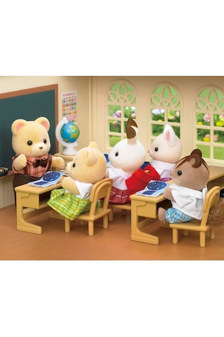 Sylvanian Families Kasaba Okulu 5105