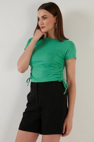 Lela Yanlardan Büzgülü Kısa Kollu Crop Bayan Bluz 5864010 Benetton