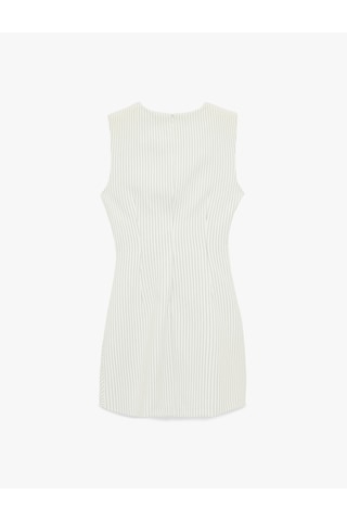 Koton Asimetrik Drape Detaylı A Kesim Bisiklet Yaka Kolsuz Mini Elbise Beyaz Çizgili 6sak80003uw Beyaz Çizgili
