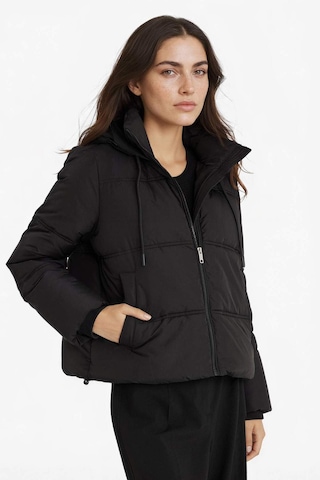 Defacto Regular Fit Kapüşonlu Fermuarlı Şişme Mont F1944ax25wnbk27 Siyah