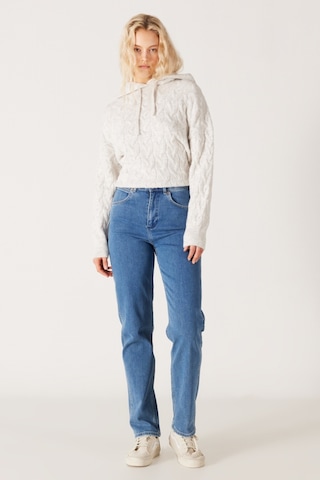 Wrangler Yüksek Bel Dar Paça Esnek Mavi Kadın Mom Jean Denim Kot Pantolon W27M68231 Mavi