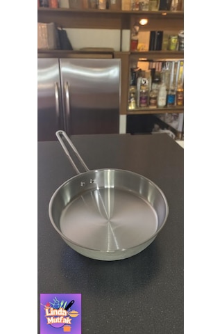 Akdeniz 24 Cm Metal Kulplu Çelik Tava