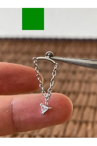 316 L Cerrahi Çelik Üçken Zirkon Taşlı Zincirli Dudak Helix Kıkırdak Tragus Piercingi Gümüş