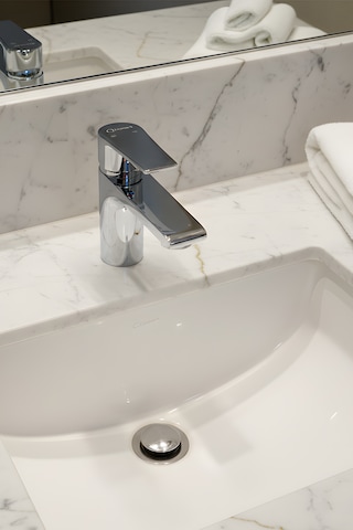 Decordem Banora Rauline, Krom Lavabo Bataryası, Paslanmaz Pirinç Gövde, Su Tasarruflu Perlatörlü Musluk Krom