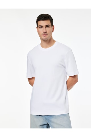Koton Regular Fit Kısa Kollu Pamuklu Bisiklet Yaka Tişört Ekru 6sam10021mk Ekru