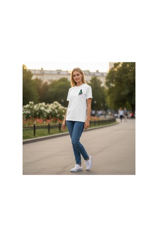 Urbantrendstore Unisex Uzaylı Saldırı Attack Oversize Fit Rahat Geniş Salaş T-shirt Günlük Tişört Beyaz