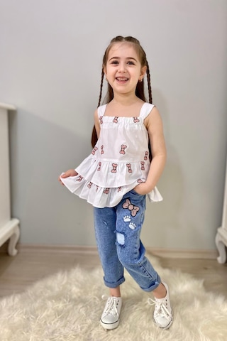 Turuncu Gardrop 3-10 Yaş Fiyonk Detay Bluz Ve Kot Pantolon Seti Beyaz