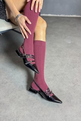 Günlük Kadın Rugan Sivri Burunlu Ayarlanabilir Kemerli Baretli Kısa Blok Topuklu Ayakkabı 455 - 54 Siyah