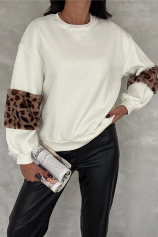 Femelle Kadın Kolları Leopar Detaylı İçi Pamuklu Oversize Sweatshirt beyaz