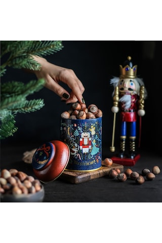 Tales Nutcracker Desenli Yuvarlak Metal Kutu, 9 X 11 Cm, 0.6 Lt