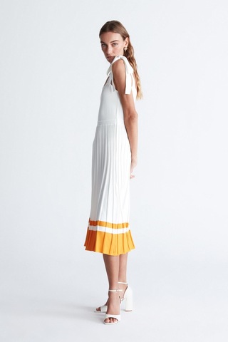 Styleboom X Peraluna Kelly Dress Askılı Bağlama Detaylı Rahat Kesim Midi Boy Yazlık Kadın Triko Elbise Ekru