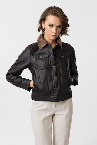 Kahve İris Kolları Ve Beden İçi Kuzu Kürkü Kadın Mont Kahverengi