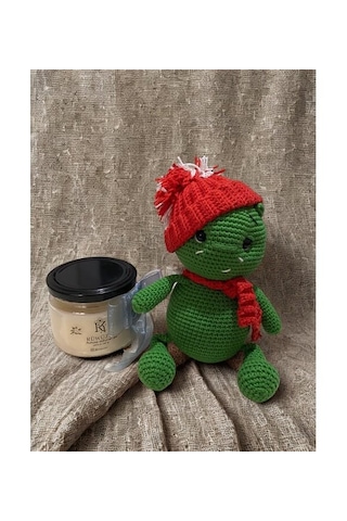 Rüwüzel Amigurumi Dinozor & Vanilya Kokulu Mum Yılbaşı Hediye Seti Açık Yeşil