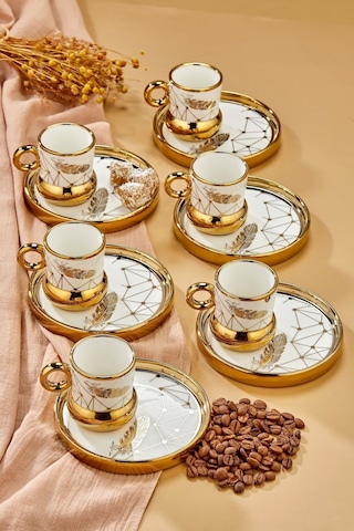 Carmen 6 Kişilik Porselen Tüy Desenli Kahve Fincan Takımı