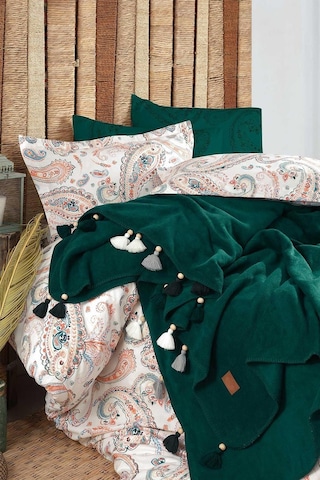 İyi Geceler İstanbul Boho Chic Yeşil Çift Kişilik %100 Pamuk Nevresim Takımı ve Püsküllü Battaniye