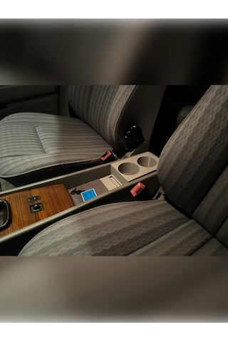 Mercedes W124 Bardaklık