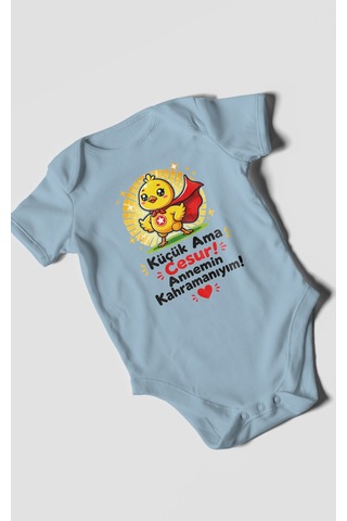 Morivokids Küçük Ama Cesur Annemin Kahramanıyım Kısa Kollu Bebek Body %100 Pamuk Bebe Mavisi