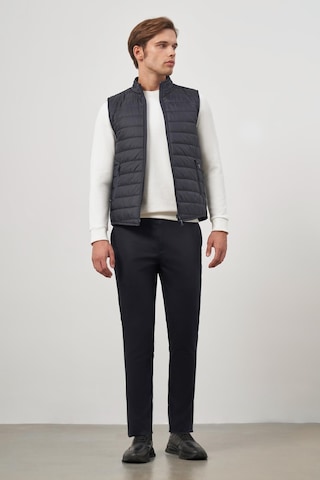 İmza Koyu Lacivert Kapitone Dik Yaka Düz Garnisiz-biyesiz Slim Fit Yelek 1009245150 Koyu Lacivert