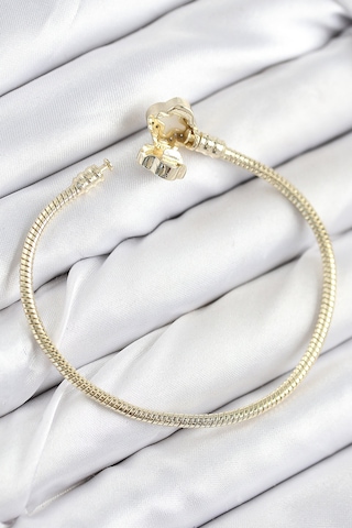 Pirinç Charm Zirkon Taşlı Yonca Model Gold Renk Kadın Bileklik 5886 Belirtilmemiş 29013430