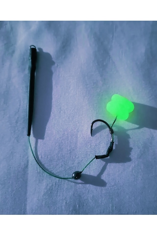 Glow Özellikli Çift Mısırlı Sazan Rig Takımı Gece Parlayan