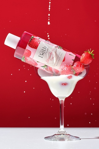 The Bath Factory Çilekli Duş Jeli 400 ML