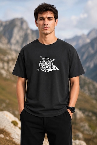 Wear Vexel Erkek Outdoor Pusula Dağ Baskılı Kısa Kollu Oversize T-shirt - Siyah Çok Renkli