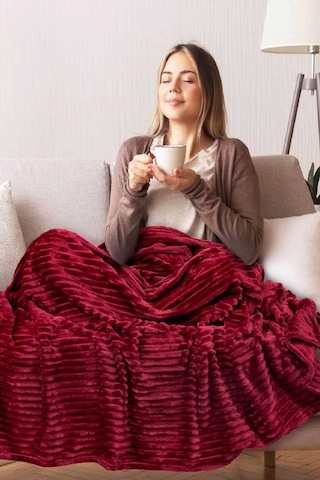 Tek Kişilik Çizgili Tv Battaniyesi 130x180 Cm Bordo Bordo